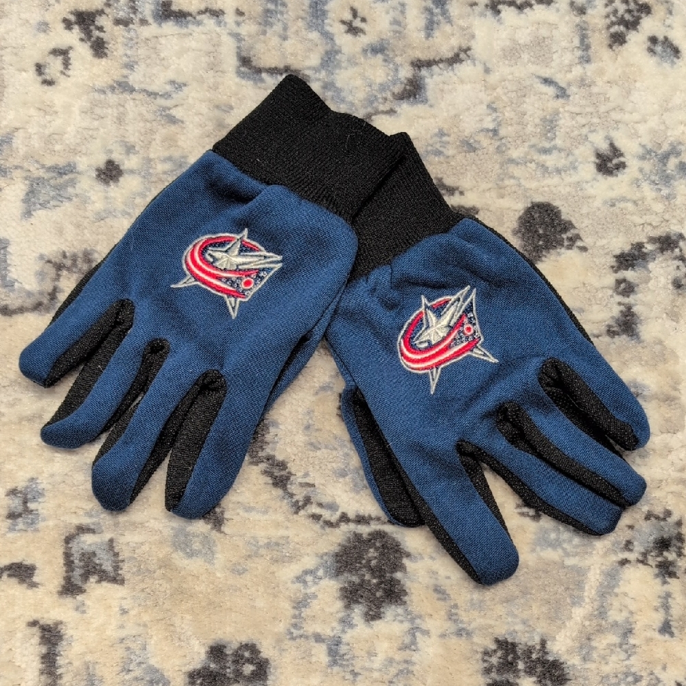 Columbus Blue Jackets NHL Gloves Fleece Winter Warm Fan Gear Forever Collectible